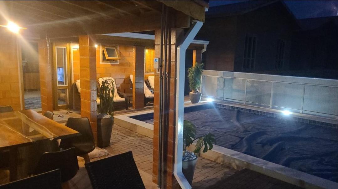 Casa Aconchegante Condominio Fechado Na Natureza Em Sao Roque Mairinque Bagian luar foto